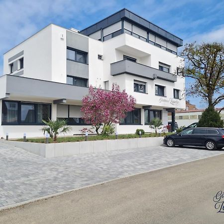 Gaestehaus Zeppelin Uhingen Luaran gambar